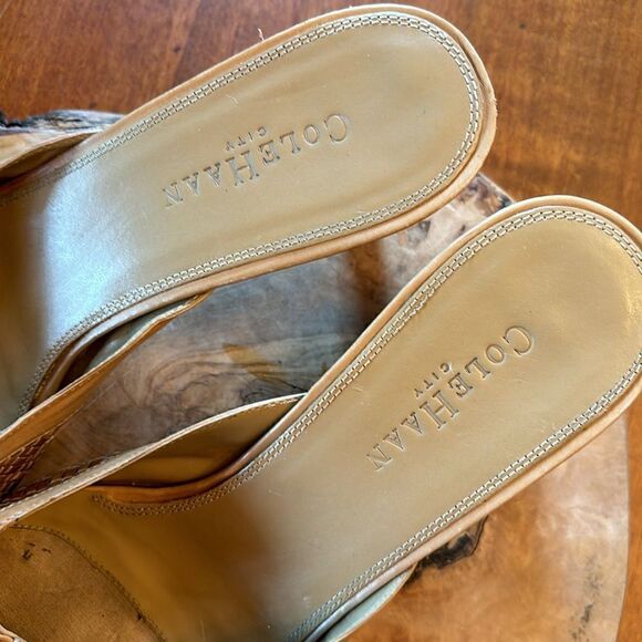 Women's COLE HAAN City Tan Woven Slip On - 8.5 - Picture 2 of 6